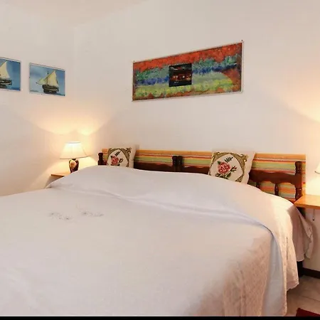 Emily 브로보스카