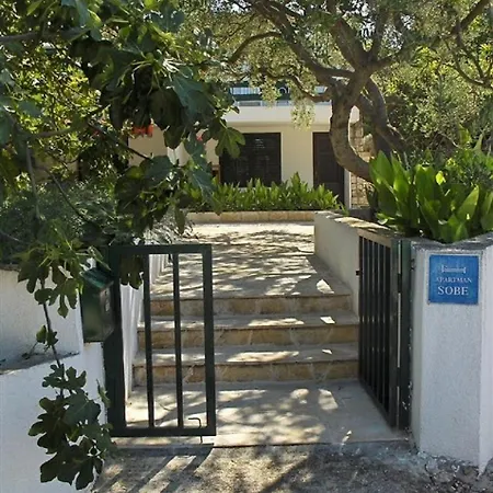 아파트 Emily 브로보스카