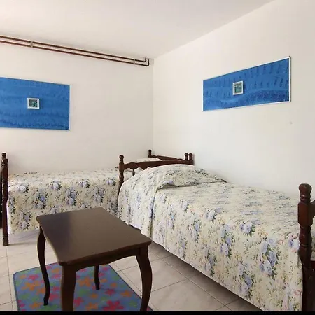 Emily Apartment *